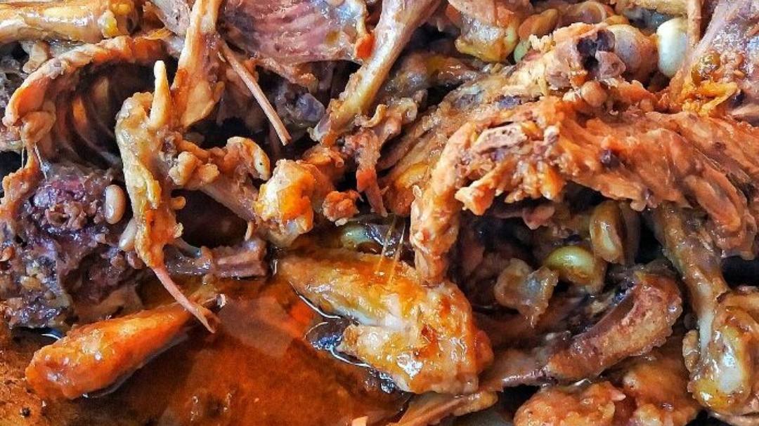 Kenari: Rasa Bakso Balungan yang Menggugah Selera di Cilacap